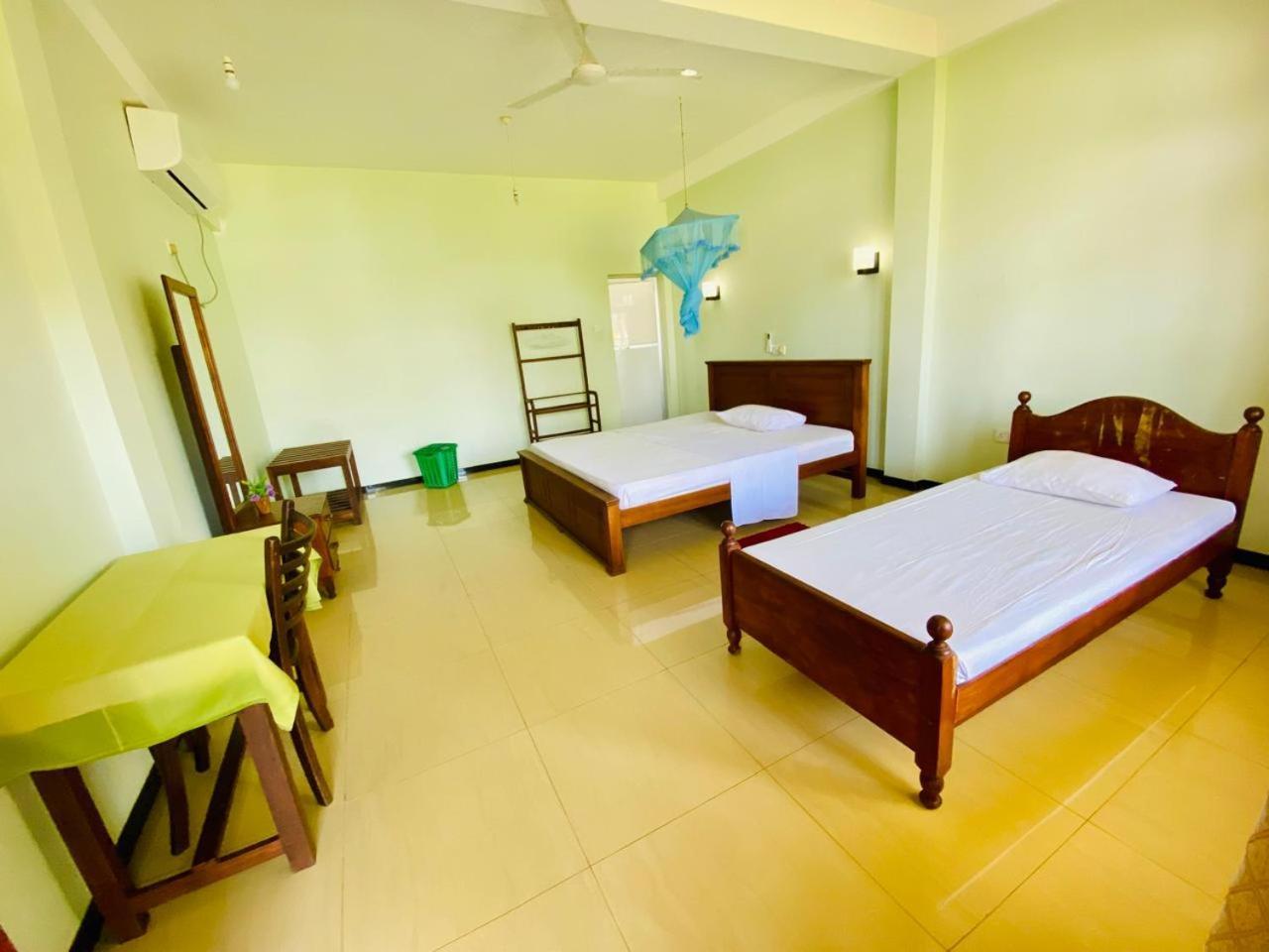 Hotel Tk Green Garden Matara Eksteriør billede