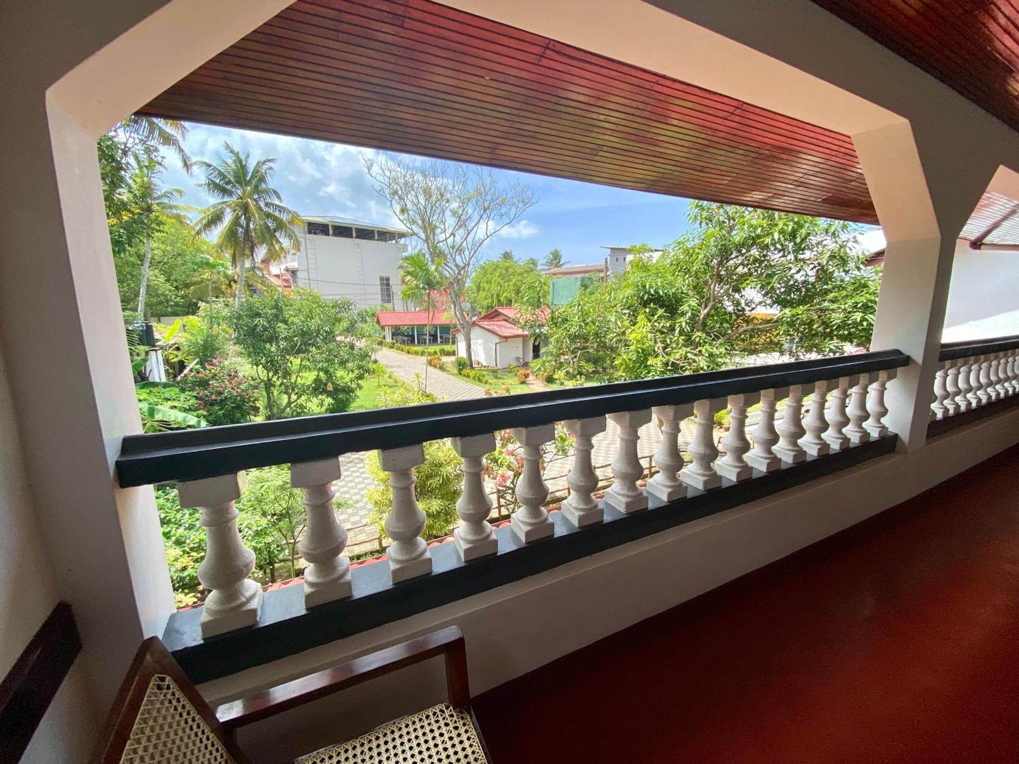 Hotel Tk Green Garden Matara Eksteriør billede